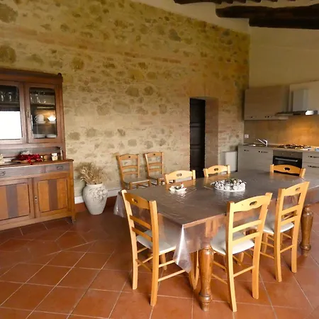 I Escape To Umbria, 2 *