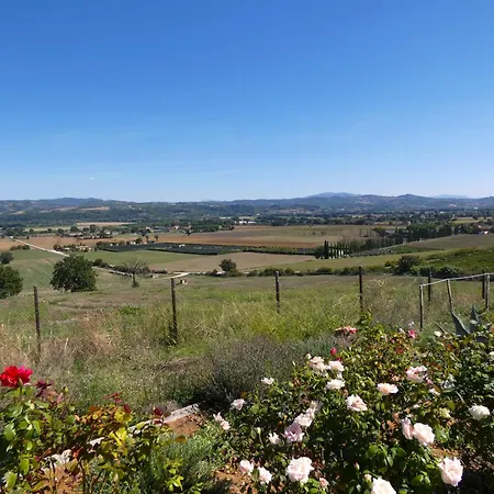 I Escape To Umbria, 2 Castello delle Forme